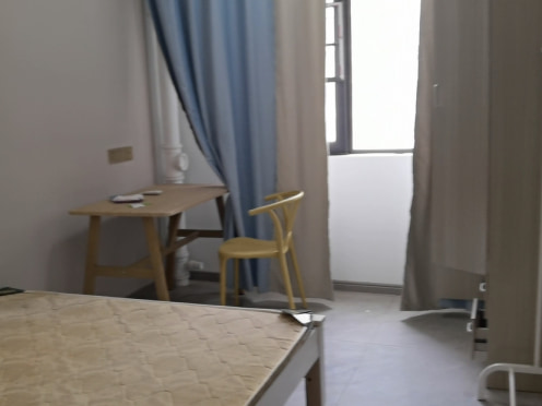 合租·众森红谷一品 5居室 北卧