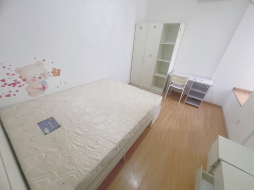 合租·保利城四期中央郡 4居室