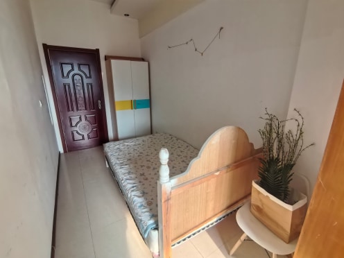 合租·城南名著 4居室