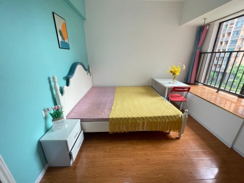 合租·海伦天麓 5居室 LOFT 南卧