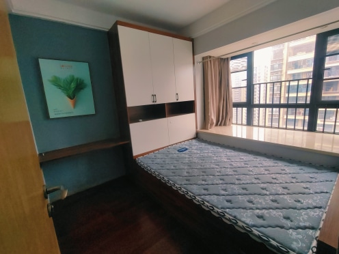 合租·光明城市行知苑 5居室 南卧