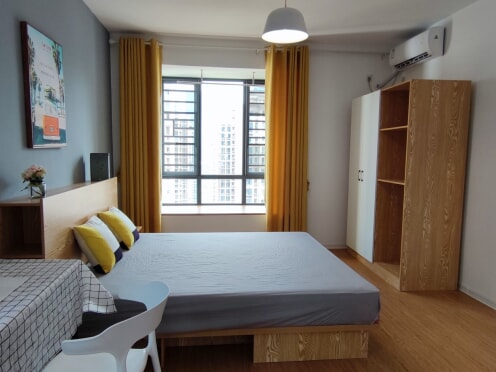 合租·蟠龙小区 5居室 东南卧