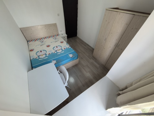 合租·环山国际 4居室