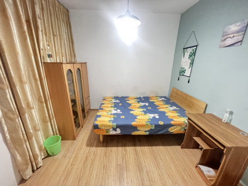 合租·沙河源上金府 4居室 东卧