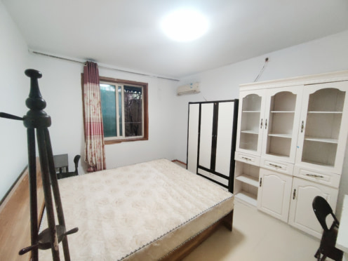 合租·德盛路5号 4居室 东南卧