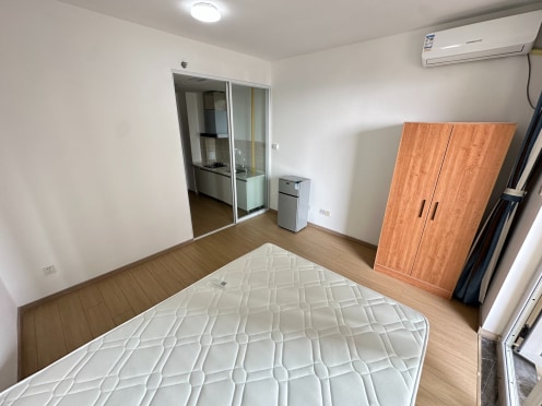 独栋·星韵美寓 黄岛胶南店 星韵城边户好房型-特价出租-全新家电拎包入住 1室1厅