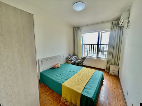 合租·中海右岸 3居室 东南卧