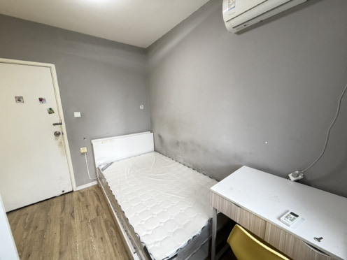 合租·金红园 3居室 西南卧