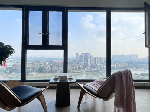 独栋·正韬公寓 龙湖世纪风景店 江景套四双卫视野无遮挡远眺龙泉山 4室2厅