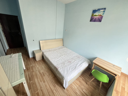 合租·紫御熙庭 4居室 东南卧