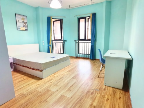 合租·中德英伦联邦A区 5居室 东南卧