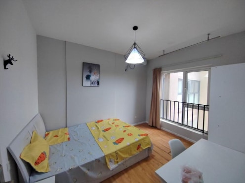 合租·建发翡翠鹭洲 5居室 南卧