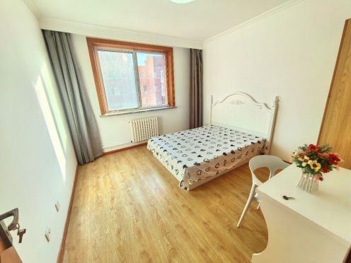 合租·实验小学市场街 3居室 南卧