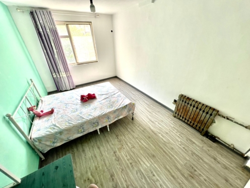 合租·如东路 5居室 南卧