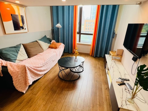 独栋·心房公寓 融创香锦台西苑店 可短租，0中介费，可月付 2室1厅