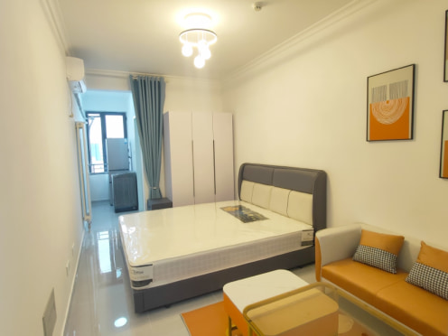 独栋·纵横寓 关虎屯新天地店 无中介 国贸二号线双气朝南一居室 带厨房 可做饭 管月付 开间