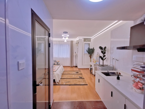 独栋·纵横寓 好莱坞店 财富广场 省汇中心 枣庄地铁 精装一室 零中介费 开间