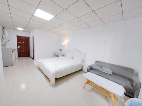 独栋·纵横寓 豫见聂庄店 距离地铁口50米  可短租 可月付  精装修 独立卫浴 无中介费 开间