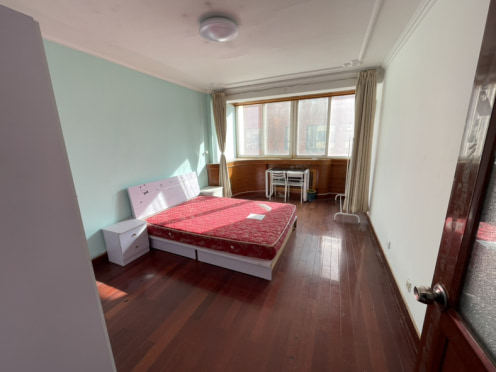 合租·汕头路1号 4居室 南卧