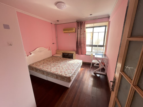 合租·新贵都二期 5居室 南卧