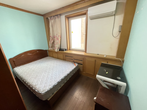 合租·华青园 5居室 北卧