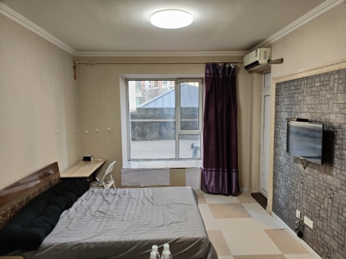 独栋·佑城地产 禹洲广场沿海店 华发首府 1室1厅1卫整租精装平层住宅 奥体万达 不短租 下楼地铁 放心租！ 1室1厅