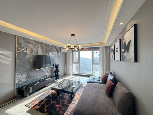 独栋·佑城地产 云尚天成店 金地樾檀山 精装两室 首次出租 全新 半年起租。 2室1厅