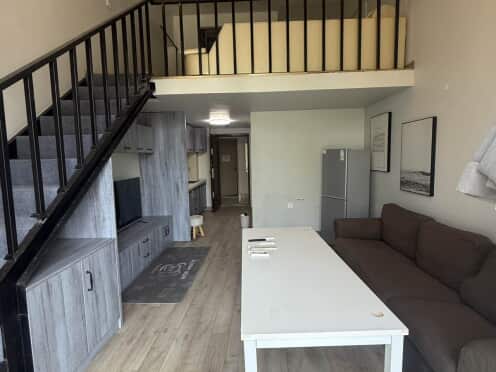 独栋·佑城地产 禹洲广场沿海店 可短租3月起步 1室1厅1卫LOFT沿海国际公寓 奥体万达 下楼地铁 放心租！ 1室1厅