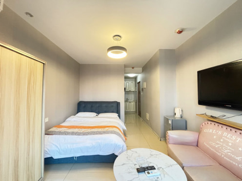 独栋·佑城地产 禹洲广场沿海店 可短租月付 营盘街地铁口 精装一室 家电全 随时住。 1室1厅