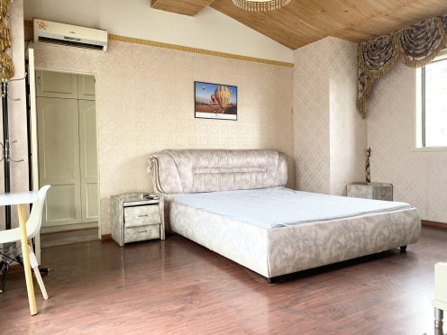 合租·南阳锦城 5居室 跃层 北卧