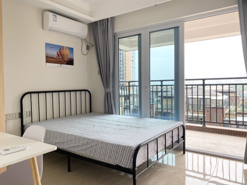 合租·海伦天麓 5居室 南卧