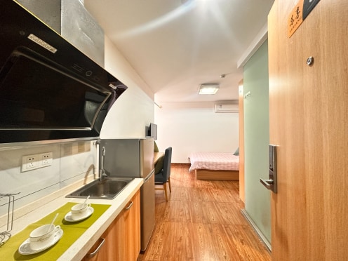 独栋·乐享公寓 南门店 年终特惠 年租前三月每月减免400，后续每月优惠200 三元坊地铁口 十全街 观前街 精装电梯房 开间