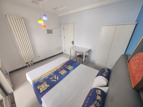 合租·齐鲁园 4居室 南卧