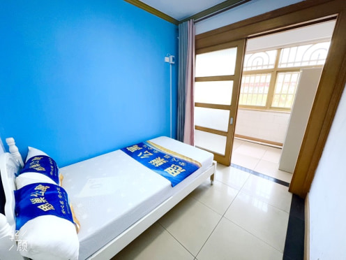 合租·富锦花园 5居室 南卧