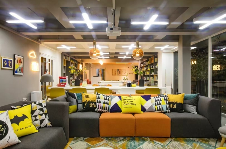 猫咪友好房型*loft一居室*无中介费*押一付一*烟大山商*观海大厦悦海大厦