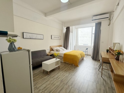 独栋·松得寓 黄村店 地铁·黄村站无遮挡阳光套间 可租外国人 押一付一/民电/园区内/电梯 开间