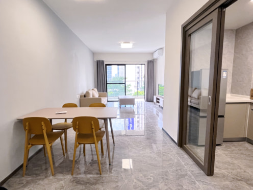 独栋·华庭公寓 峰景湾店 国企直租 短租特惠 无中介费 押一付一 拎包入住 电梯房 大型地下停车场 民用水电 3室2厅