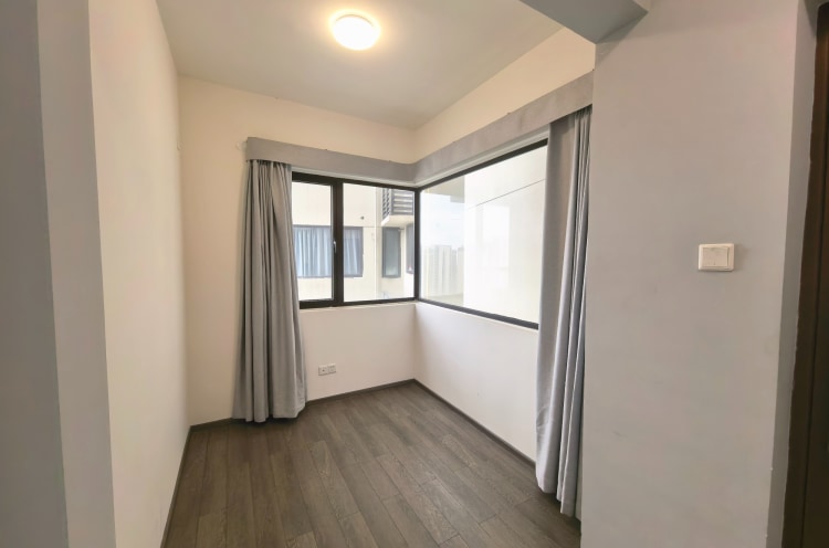 押一付一 采光好 拎包入住  民用水电 地下停车 电梯房 免费网络