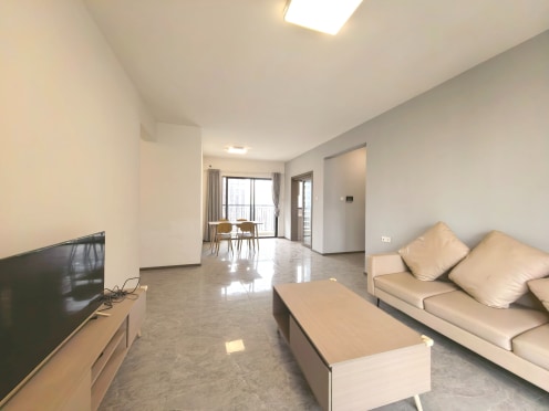 独栋·华庭公寓 峰景湾店 大户型  双卫 双阳台 赠送免费网络 拎包入住 押一付一 可养宠物 无中介费 4室2厅