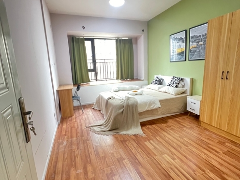 合租·北大资源颐和翡翠府 5居室 南卧