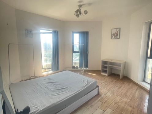 合租·中德英伦联邦C区 5居室 南卧