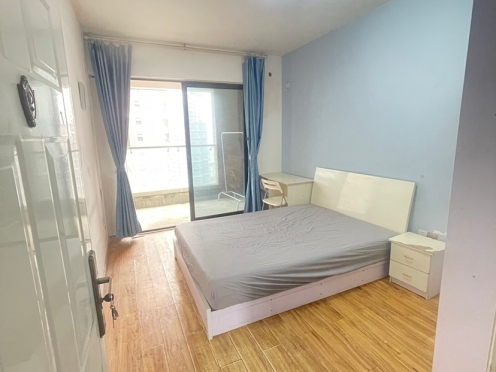 合租·中德英伦联邦C区 5居室 南卧