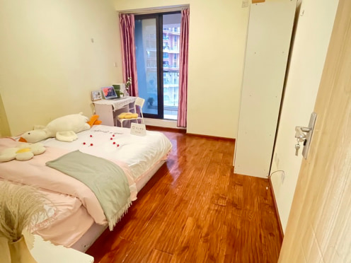 合租·中德英伦联邦C区 4居室 东南卧