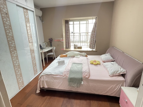 合租·锦江帆影 5居室 南卧