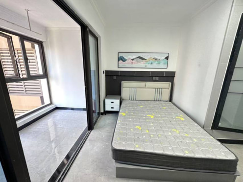 独栋·卓信公寓 万科城市之光二期 精装一室大开间 独立厨卫 师大对面 1室1厅