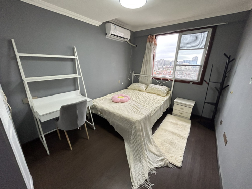 合租·瑞升花园 4居室 南卧