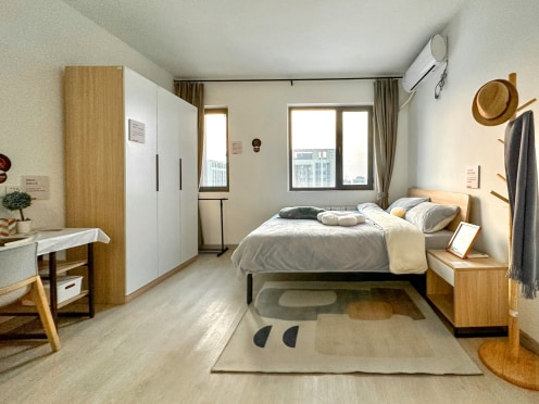 独栋·龙湖冠寓 济南历山北路店 【免费健身房台球桌 咨询领首月300优惠】 有供暖无中介物业费 可短租月付 整租带独卫 开间