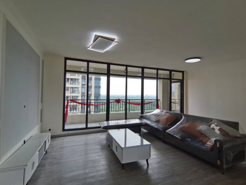 独栋·悦里房产 中铁诺德壹号望湖轩 0中介半年起租精装套三民用水电气 3室1厅