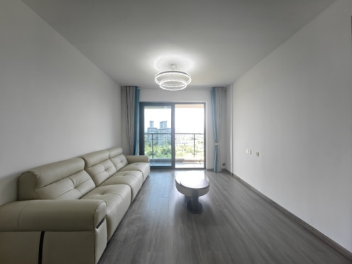 独栋·悦里房产 鹿溪新城A区 0中介拎包入住精装套三民用水电 3室1厅