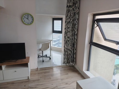 独栋·好怡佳公寓 时代晶座店 地铁口、近银泰、落地窗、无中介 1室1厅